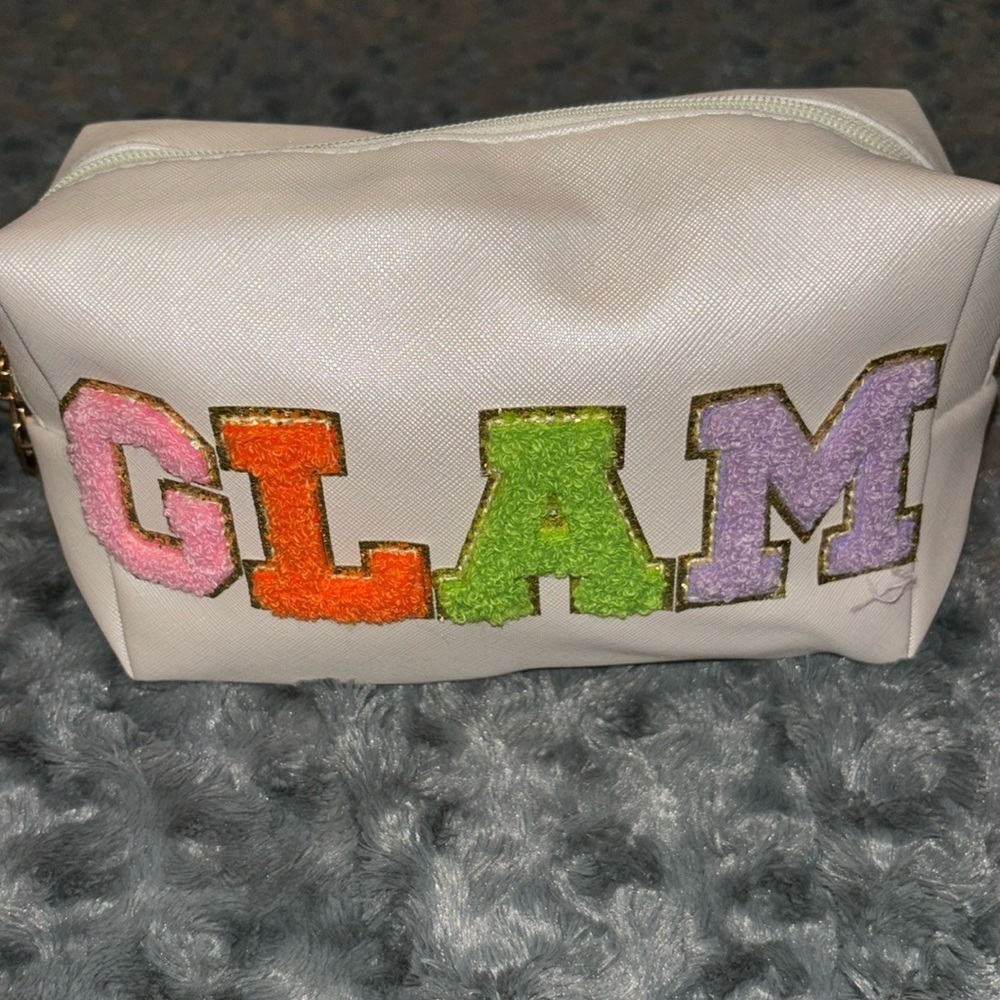GLAM Cosmetic Bag Chenille GLAM Letters